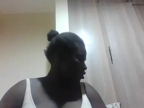 Snapshot of melaningirl chatting on 23, 6, 2026 melaningirl online show from 23, 6, 2026