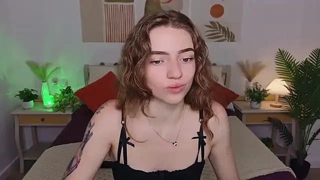 Snapshot of TayloryStar chatting on 2, 7, 2026 TayloryStar online show from 2, 7, 2026