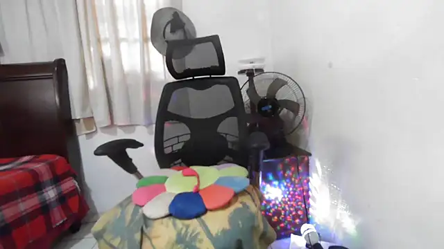 jenny milf69 online show from 1, 3, 2025