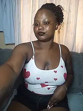 Snapshot of wetbunnyqueen chatting on 8, 7, 2026 wetbunnyqueen online show from 8, 7, 2026