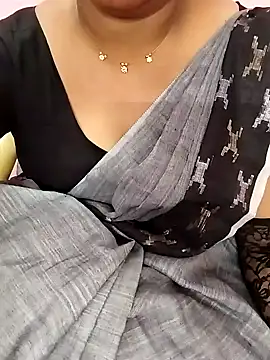 Snapshot of Tamil_Hot_Kulfi chatting on 22, 5, 2026 Tamil Hot Kulfi online show from 22, 5, 2026