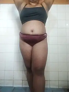 Snapshot of Bustylady90 chatting on 20, 6, 2026 Bustylady90 online show from 20, 6, 2026