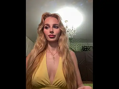 Snapshot of Golden__Daisy chatting on 8, 7, 2026 Golden Daisy online show from 8, 7, 2026