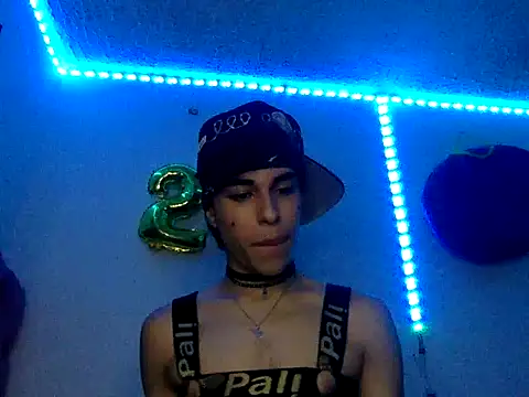 Snapshot of andrytedu_20 chatting on 25, 5, 2026 andrytedu 20 online show from 25, 5, 2026
