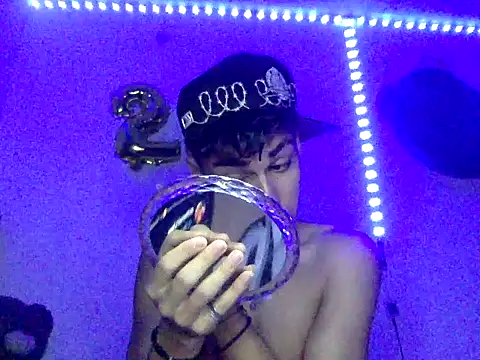 Snapshot of andrytedu_20 chatting on 10, 6, 2026 andrytedu 20 online show from 10, 6, 2026