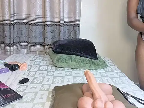 Blackcharmming online show from 28, 6, 2026