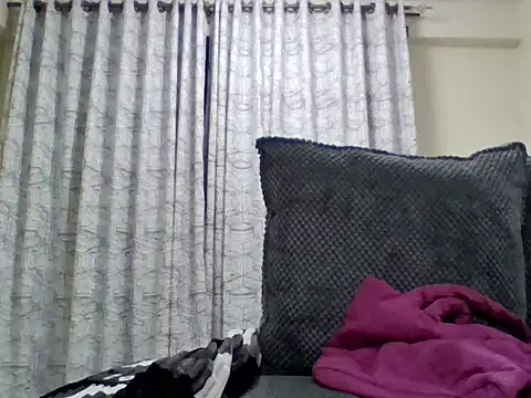 Snapshot of camila_lorah chatting on 26, 5, 2026 camila lorah online show from 26, 5, 2026