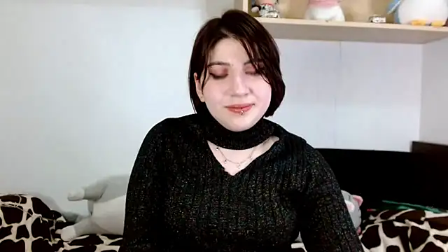 Oriana secret online show from 4, 6, 2026