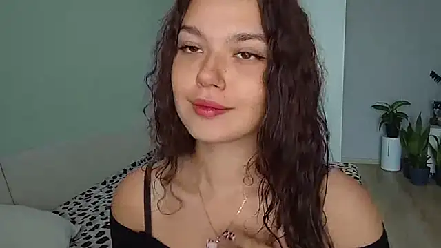 Snapshot of Vicki_queen chatting on 8, 7, 2026 Vicki queen online show from 8, 7, 2026