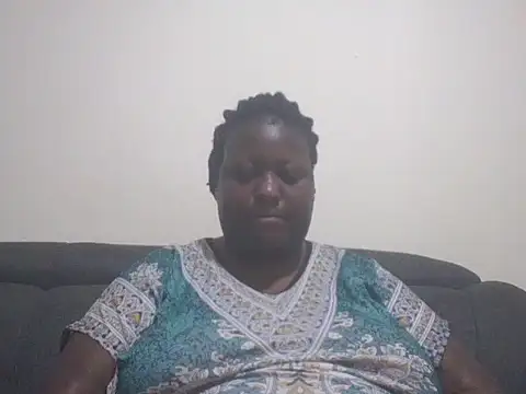 Snapshot of fat_ebonyqueen chatting on 28, 5, 2026 fat ebonyqueen online show from 28, 5, 2026
