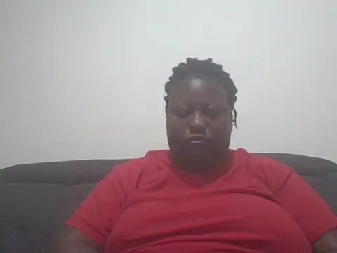 Snapshot of fat_ebonyqueen chatting on 31, 5, 2026 fat ebonyqueen online show from 31, 5, 2026