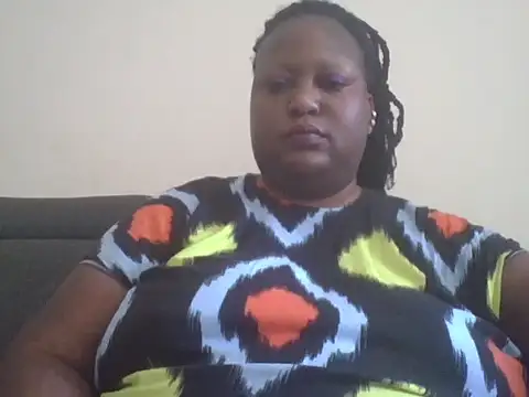 Snapshot of fat_ebonyqueen chatting on 17, 6, 2026 fat ebonyqueen online show from 17, 6, 2026
