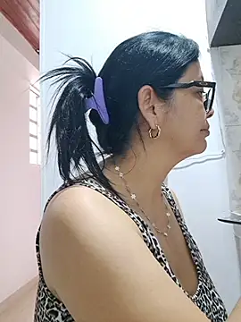 Scarlett Valnyx online show from 1, 7, 2026