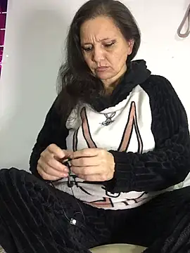 Alexa montiel online show from 9, 6, 2026