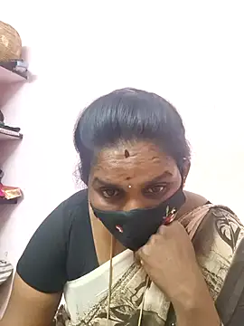 Snapshot of CuteTamizhachi chatting on 8, 6, 2026 CuteTamizhachi online show from 8, 6, 2026