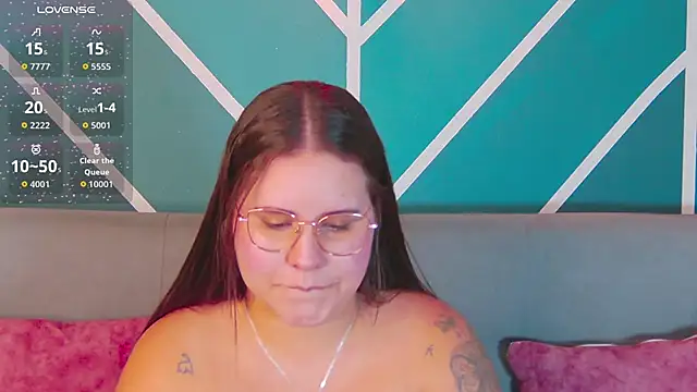 Lia Avalon online show from 6, 6, 2026