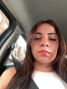Hanna Cruz  online show from 6, 6, 2026