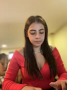 Hanna Cruz  online show from 9, 7, 2026