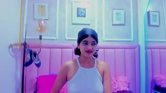 velvet girll online show from 8, 6, 2026