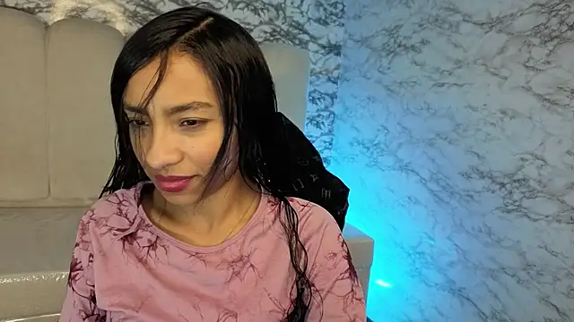 Snapshot of Adarasuri_v chatting on 9, 6, 2026 Adarasuri v online show from 9, 6, 2026