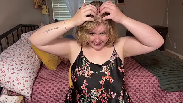 Snapshot of heyheyitssage chatting on 14, 7, 2026 heyheyitssage online show from 14, 7, 2026