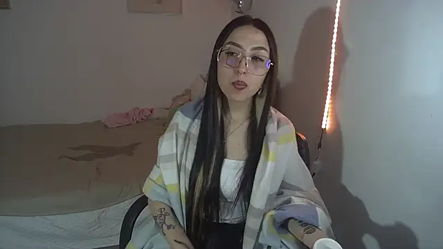 Frida nymph online show from 1, 8, 2026