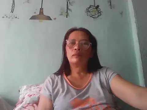 momshe2026 online show from 13, 6, 2026
