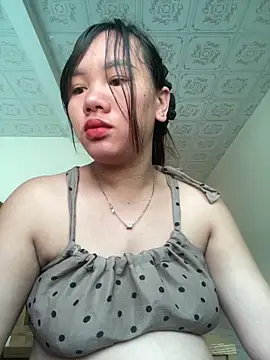 Snapshot of Suki-love chatting on 14, 6, 2026 Suki-love online show from 14, 6, 2026