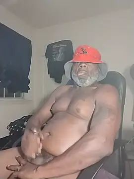 Snapshot of Tremainebigg chatting on 14, 7, 2026 Tremainebigg online show from 14, 7, 2026