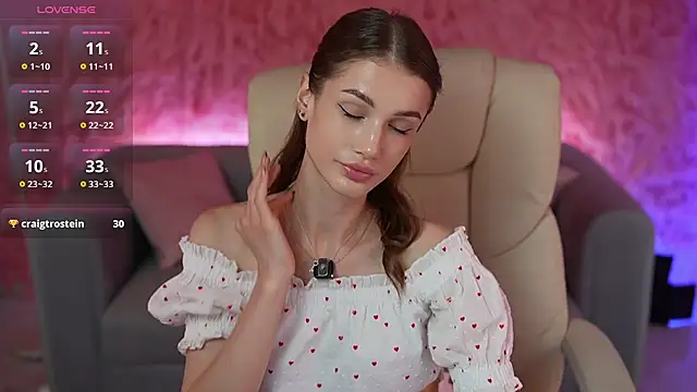 SophiaDream  online show from 25, 6, 2026
