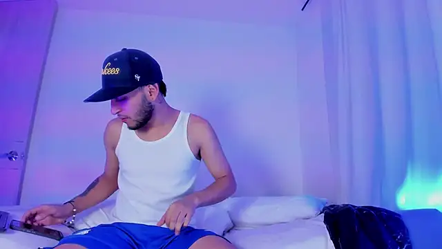  Kevin xxx online show from 21, 9, 2025