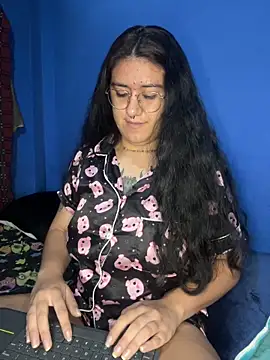 Snapshot of Mailly_gabbyy_ chatting on 1, 6, 2026 Mailly gabbyy online show from 1, 6, 2026