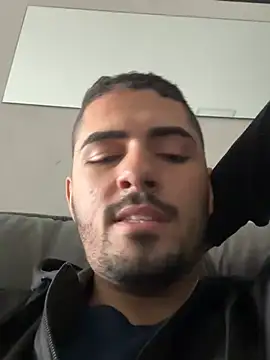 Gugostoso04 online show from 25, 5, 2026