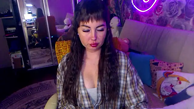 NinaTender22 online show from 18, 6, 2026