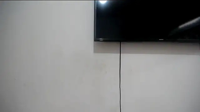 Snapshot of Fox_Loves chatting on 3, 7, 2026 Fox Loves online show from 3, 7, 2026