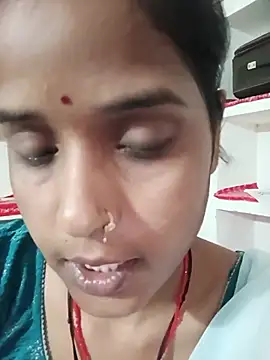 Snapshot of deepikasharma89 chatting on 20, 7, 2026 deepikasharma89 online show from 20, 7, 2026