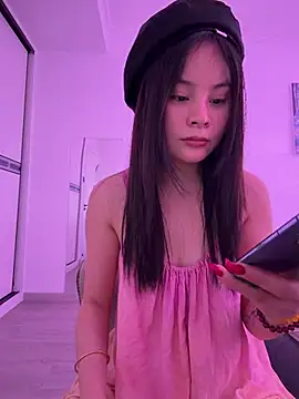 Snapshot of enen-123 chatting on 11, 7, 2026 enen-123 online show from 11, 7, 2026