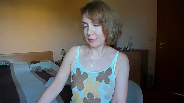 Snapshot of SummerLiza chatting on 18, 6, 2026 SummerLiza online show from 18, 6, 2026