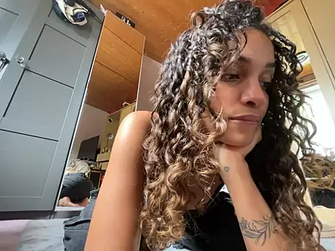 Nikkilow online show from 1, 7, 2026
