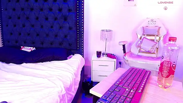 Amber soul online show from 11, 6, 2026