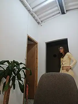 karenarango online show from 11, 6, 2026
