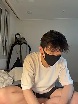 k-kinky online show from 4, 6, 2026