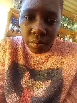 Snapshot of prettyqueency chatting on 17, 6, 2026 prettyqueency online show from 17, 6, 2026