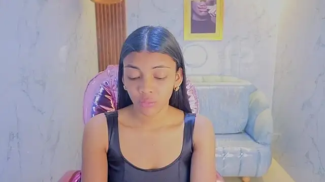 valentina gomez s online show from 8, 6, 2026