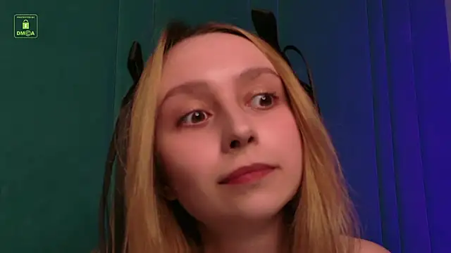 RachelVacsler online show from 28, 5, 2026
