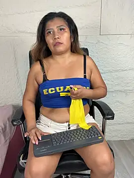 Snapshot of LyraMilano chatting on 20, 6, 2026 LyraMilano online show from 20, 6, 2026