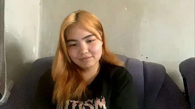 Snapshot of Molly_Teddy chatting on 26, 6, 2026 Molly Teddy online show from 26, 6, 2026