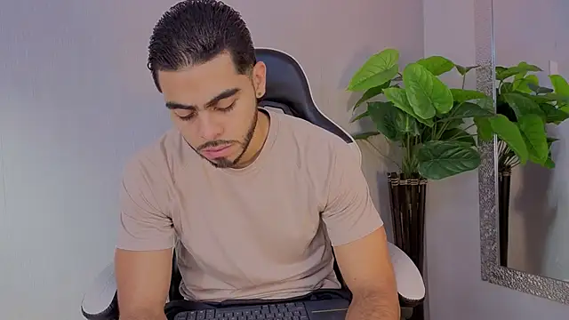 Snapshot of Jadiel_Stone chatting on 1, 7, 2026 Jadiel Stone online show from 1, 7, 2026
