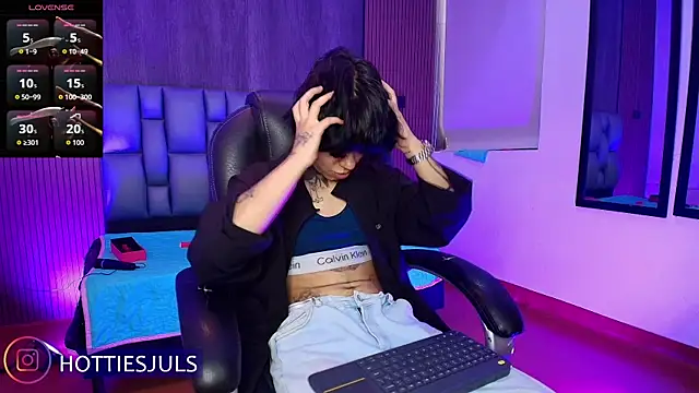 Snapshot of hottiesjuls chatting on 20, 7, 2026 hottiesjuls online show from 20, 7, 2026