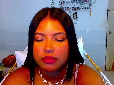 Snapshot of LORE_HOT1 chatting on 18, 6, 2026 LORE HOT1 online show from 18, 6, 2026